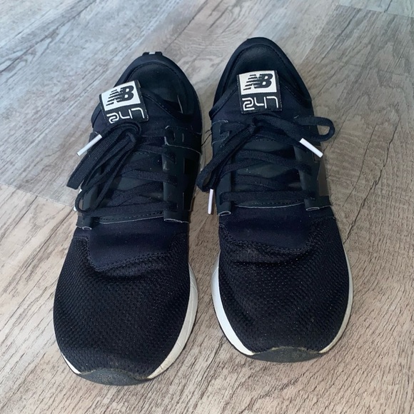 New Balance Running (WOMENS 7) - Picture 4 of 8